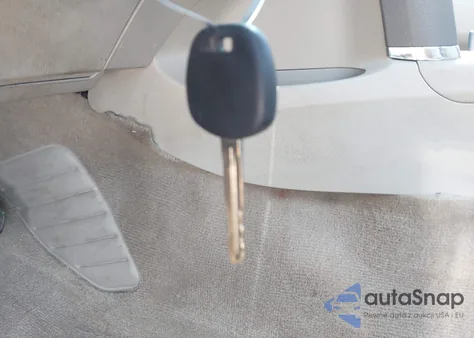 2011 Toyota Camry Le z USA, uszkodzony, nr VIN 4T1BF3EK7BU144395